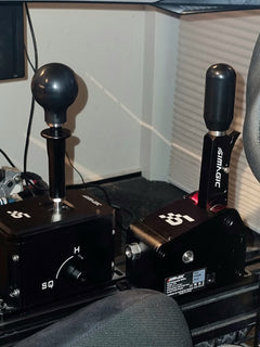 SIMULATOR 2: GOLD TRIPLE SCREEN MOTORSPORT SIMULATOR