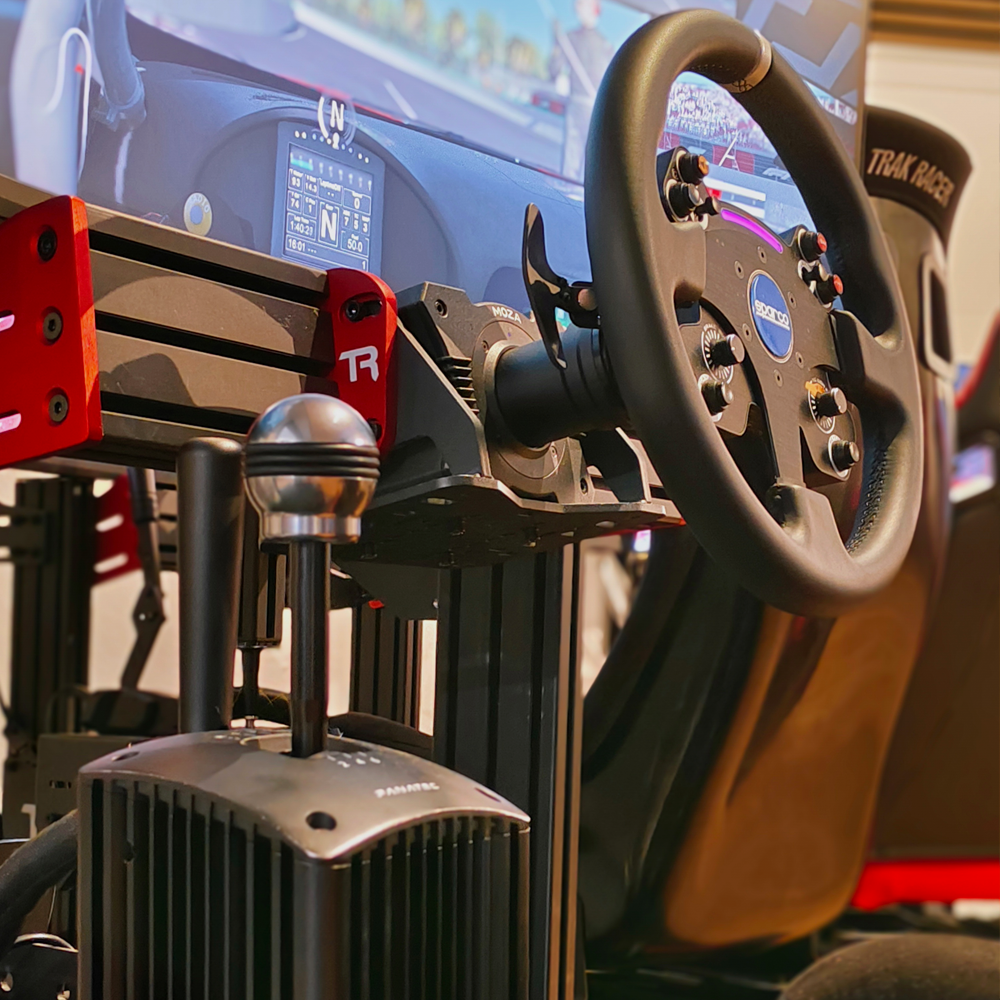 SIMULATOR 4: SILVER  MOTORSPORT SIMULATOR 1